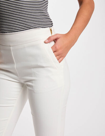 Pantalón pirata slim blanco mujer