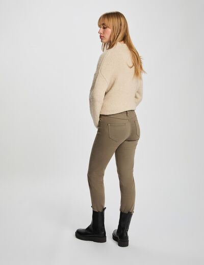 Pantal&oacute;n recto verde caqui mujer