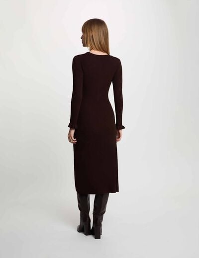 Vestido largo de punto con cuello v marr&oacute;n oscuro mujer