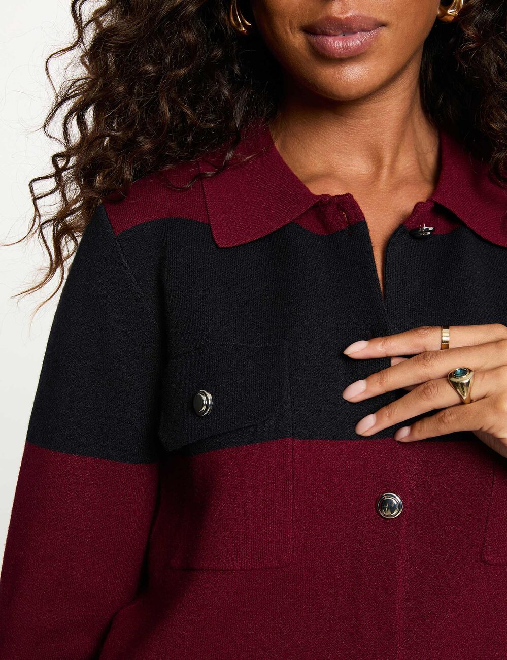 Jersey de rayas con cuello vuelto burdeos mujer