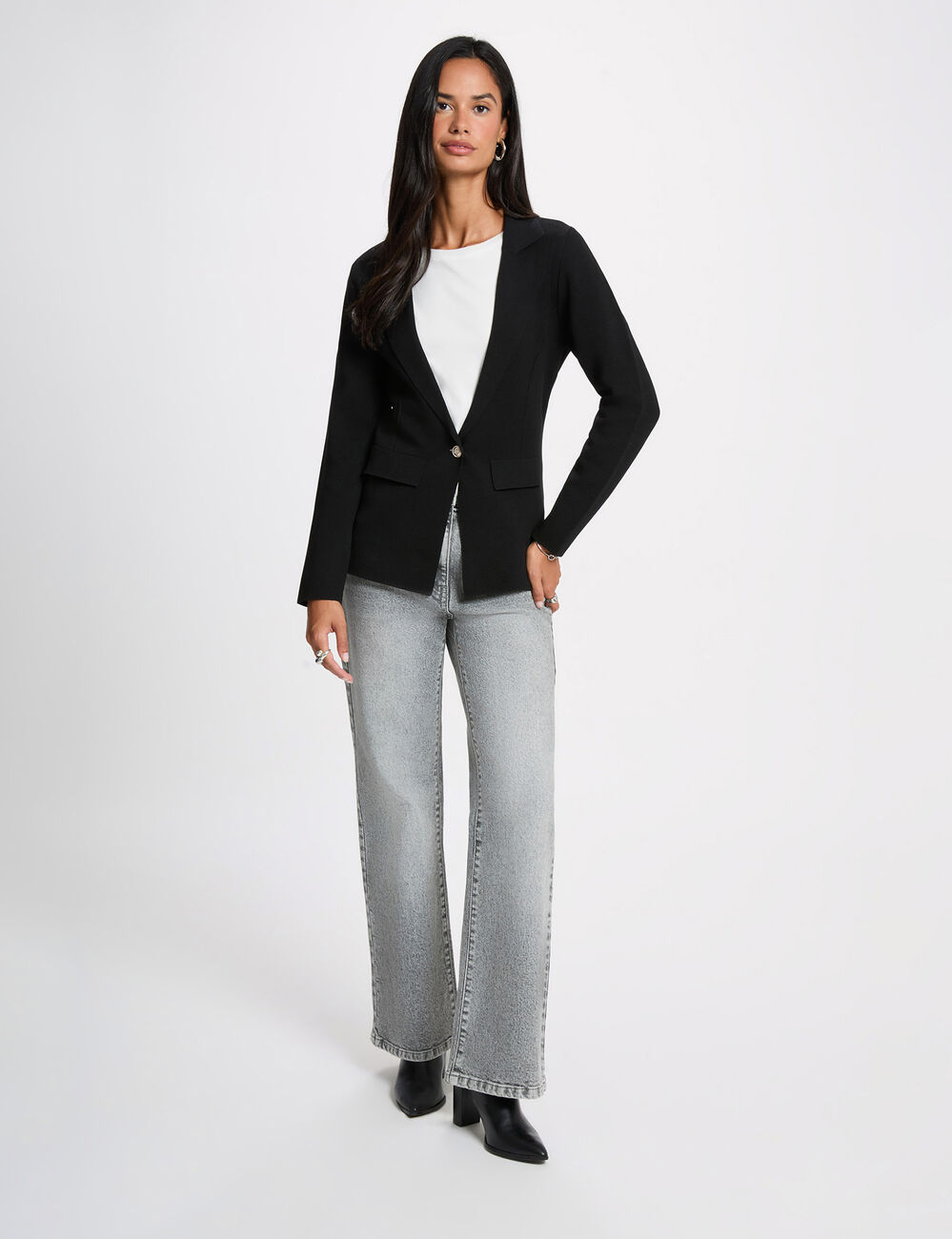 Chaqueta entallada con solapa negro mujer