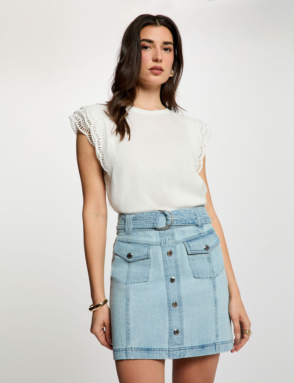 Falda vaquero corta denim descolorido mujer