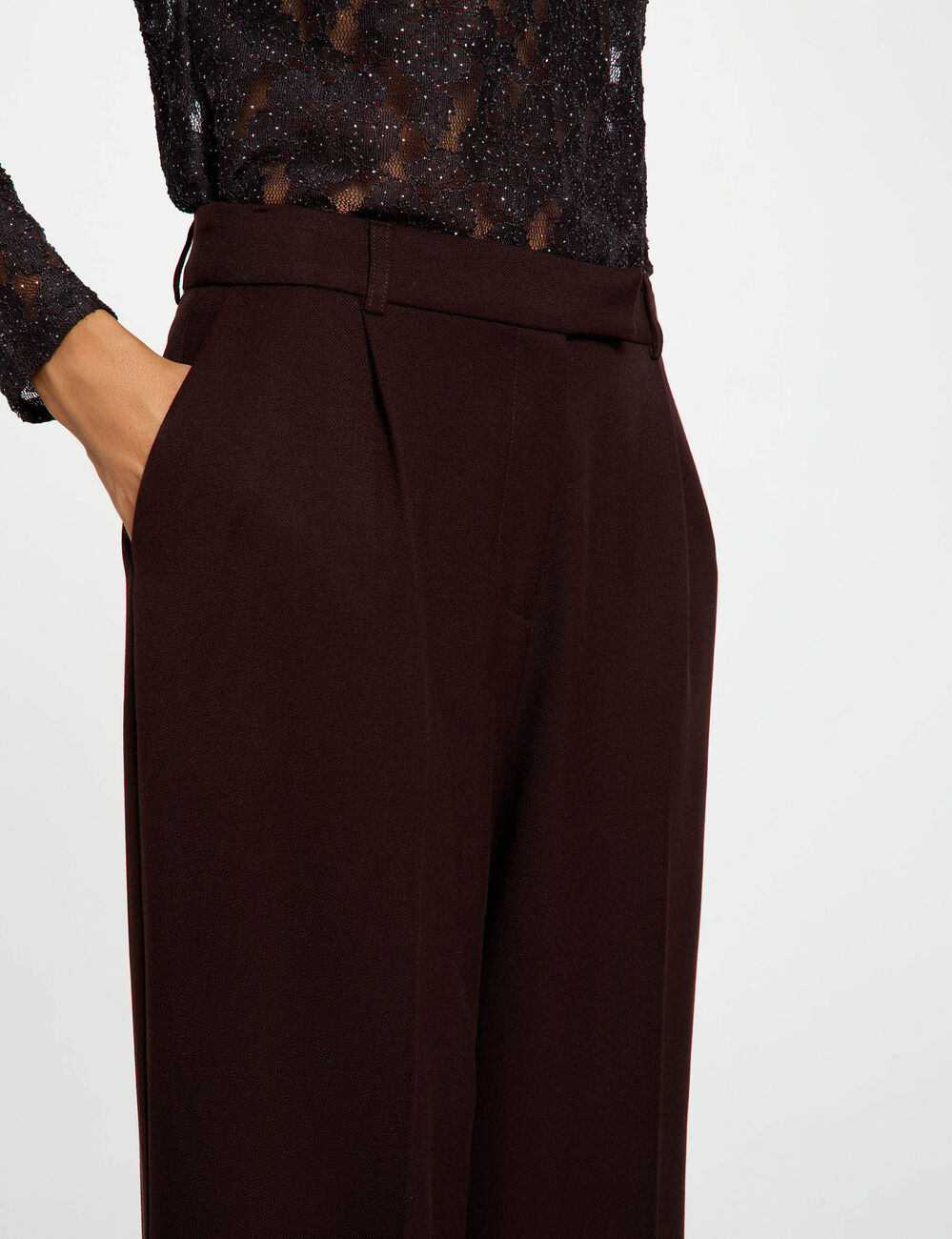 Pantal&oacute;n ancho de tiro alto marr&oacute;n oscuro mujer