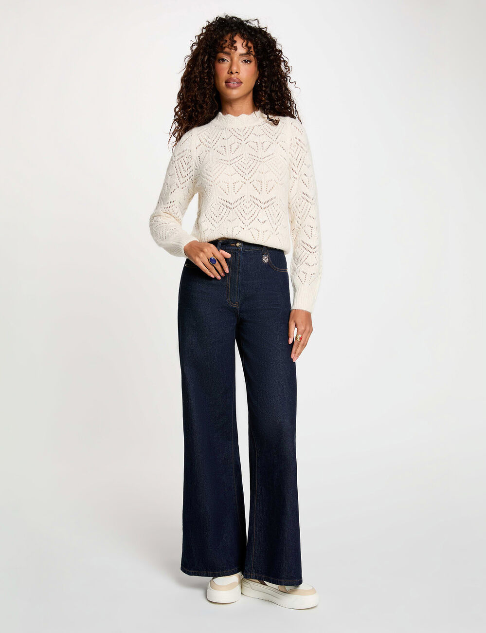 Jersey calado con cuello redondo marfil mujer