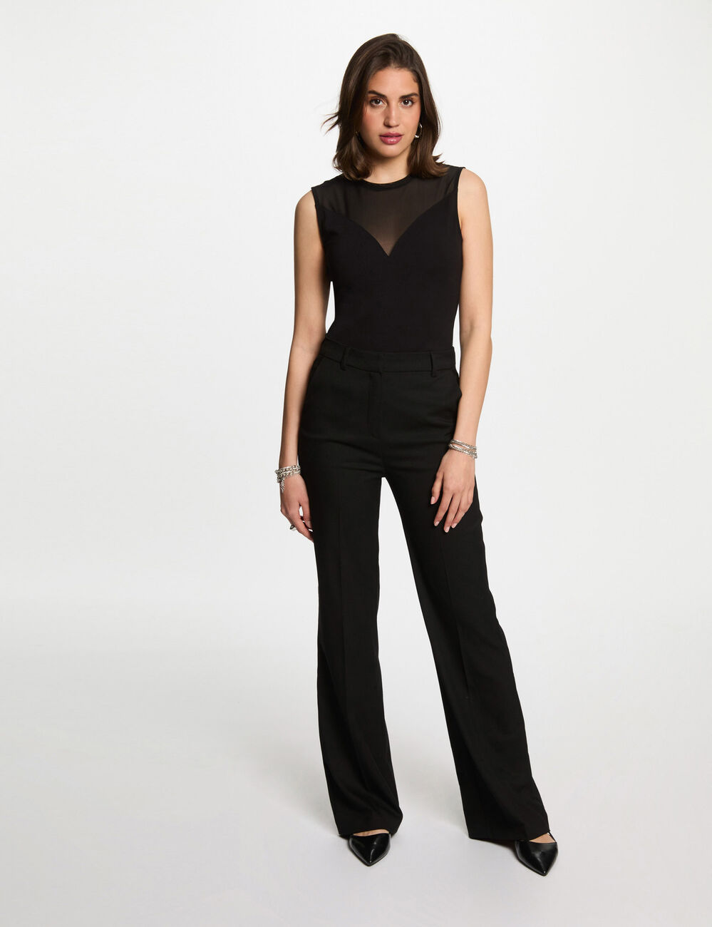 Camiseta ajustada sin mangas negro mujer