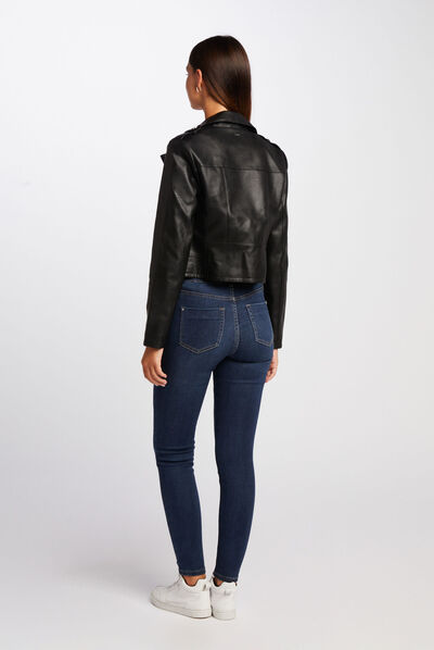 Chaqueta recta con cuello con muescas negro mujer