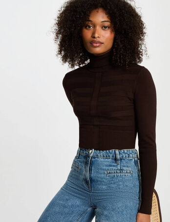 Jersey de cuello alto ajustado marr&oacute;n oscuro mujer