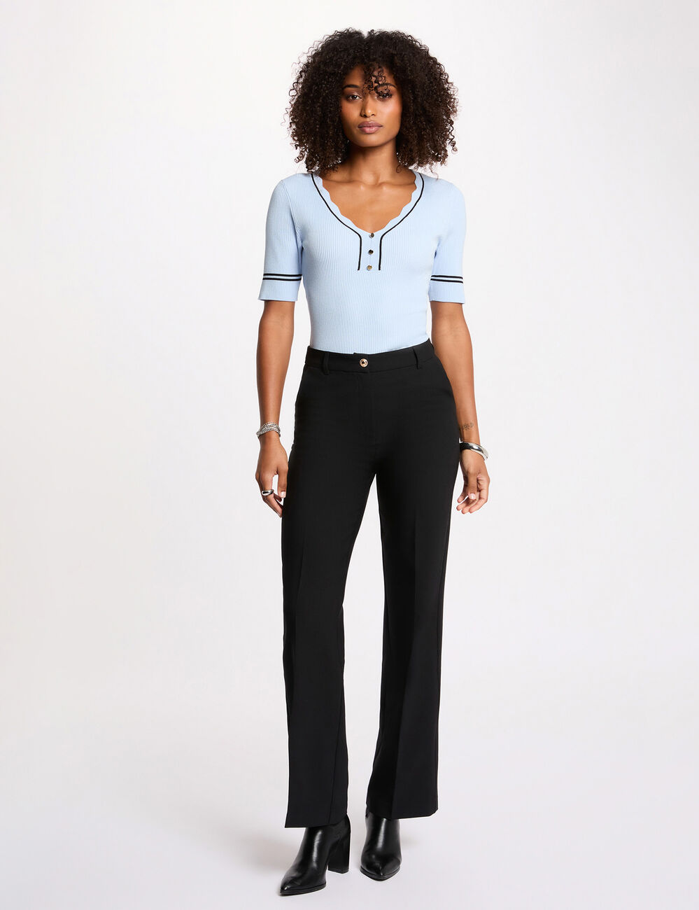Jersey entallado con cuello en V azul cielo mujer