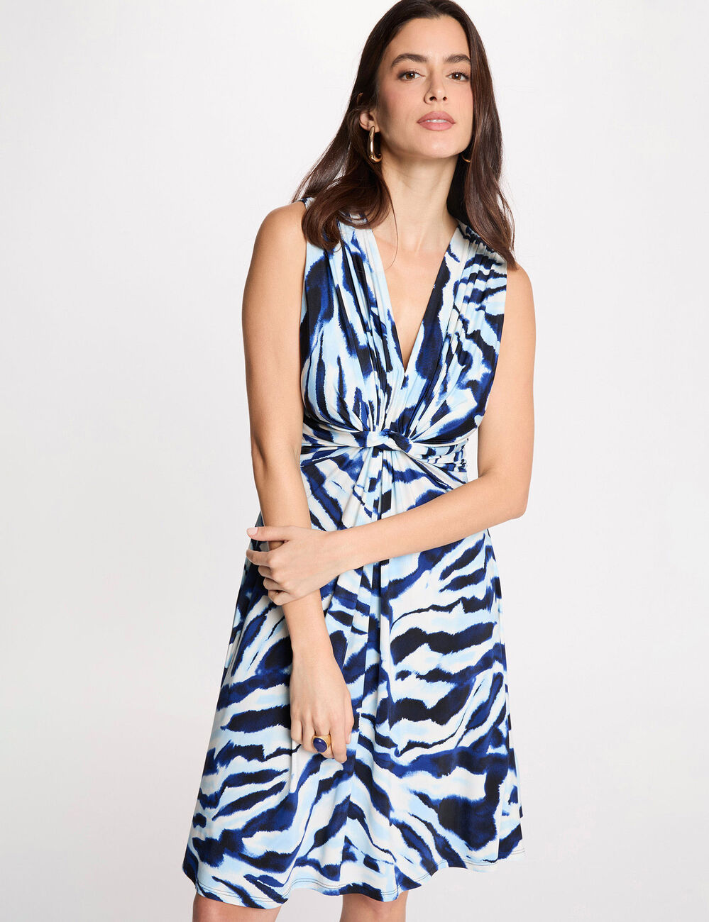 Vestido corto con cuello en V multicolor mujer
