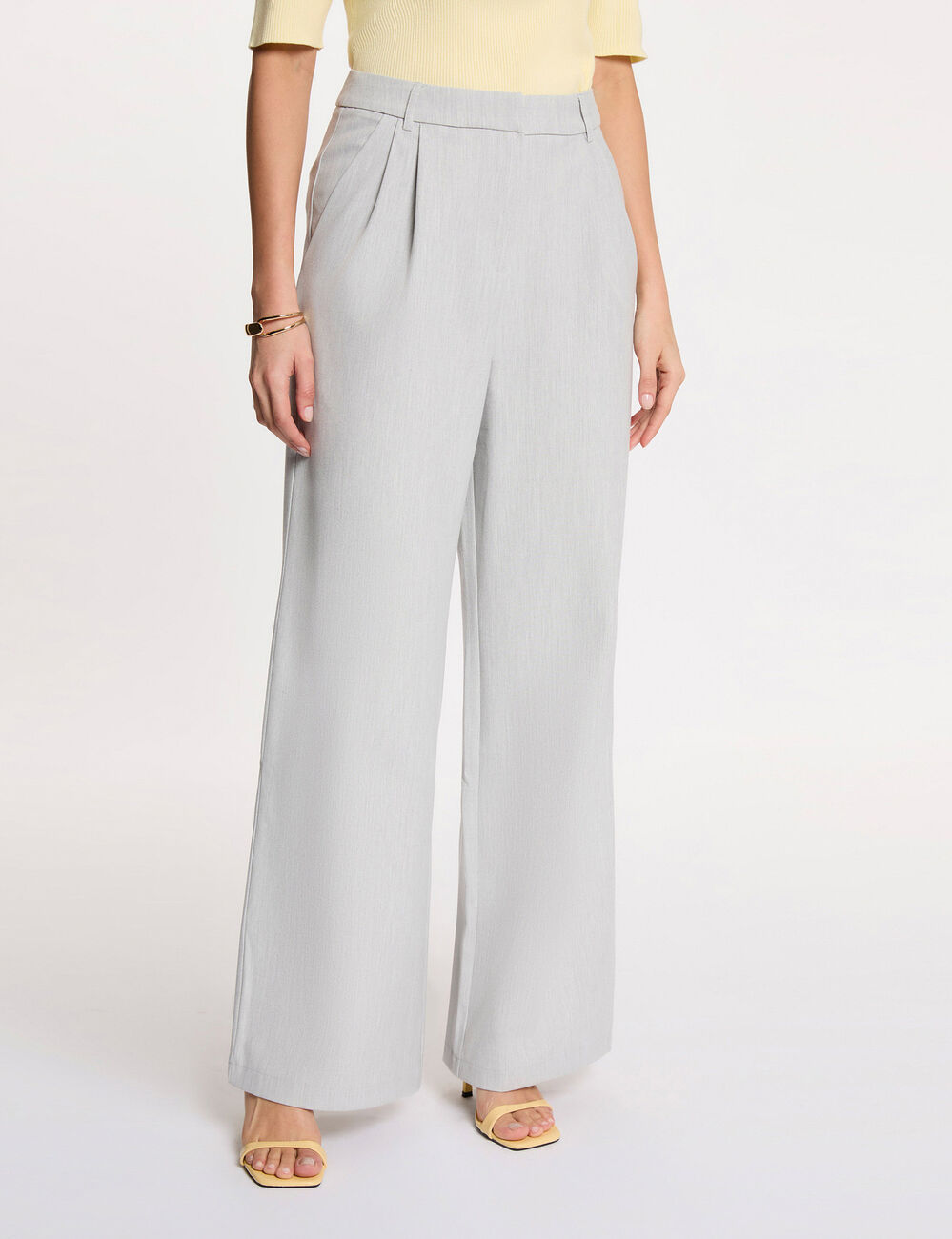Pantal&oacute;n ancho de tiro alto gris claro mujer