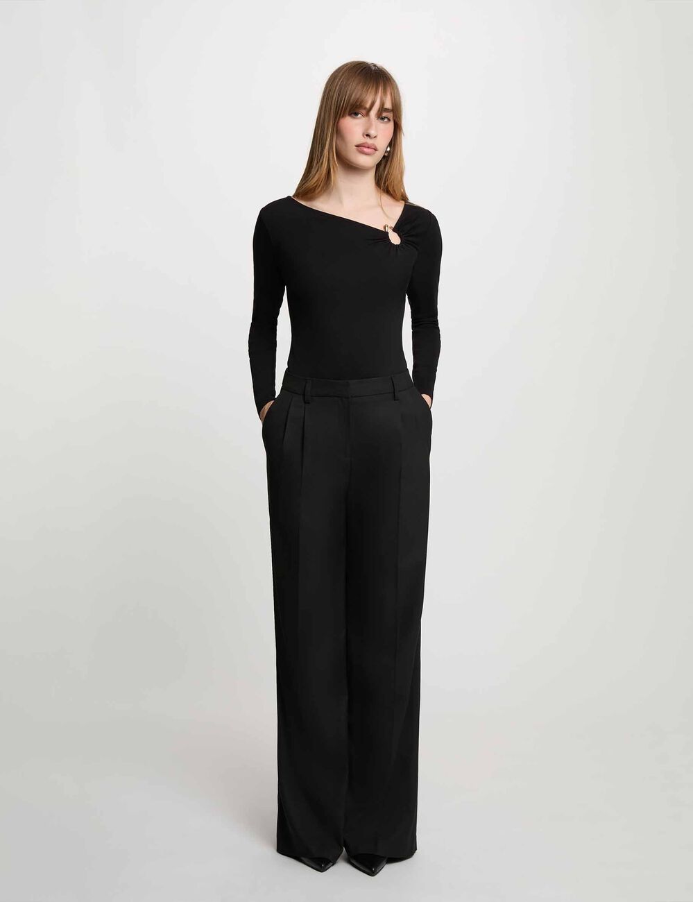 Camiseta escote manga larga negro mujer