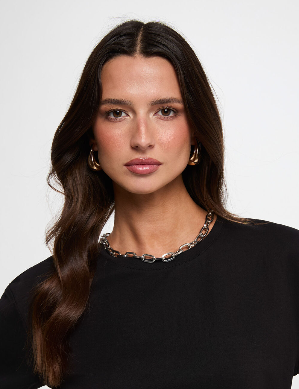 Camiseta de cuello redondo negro mujer