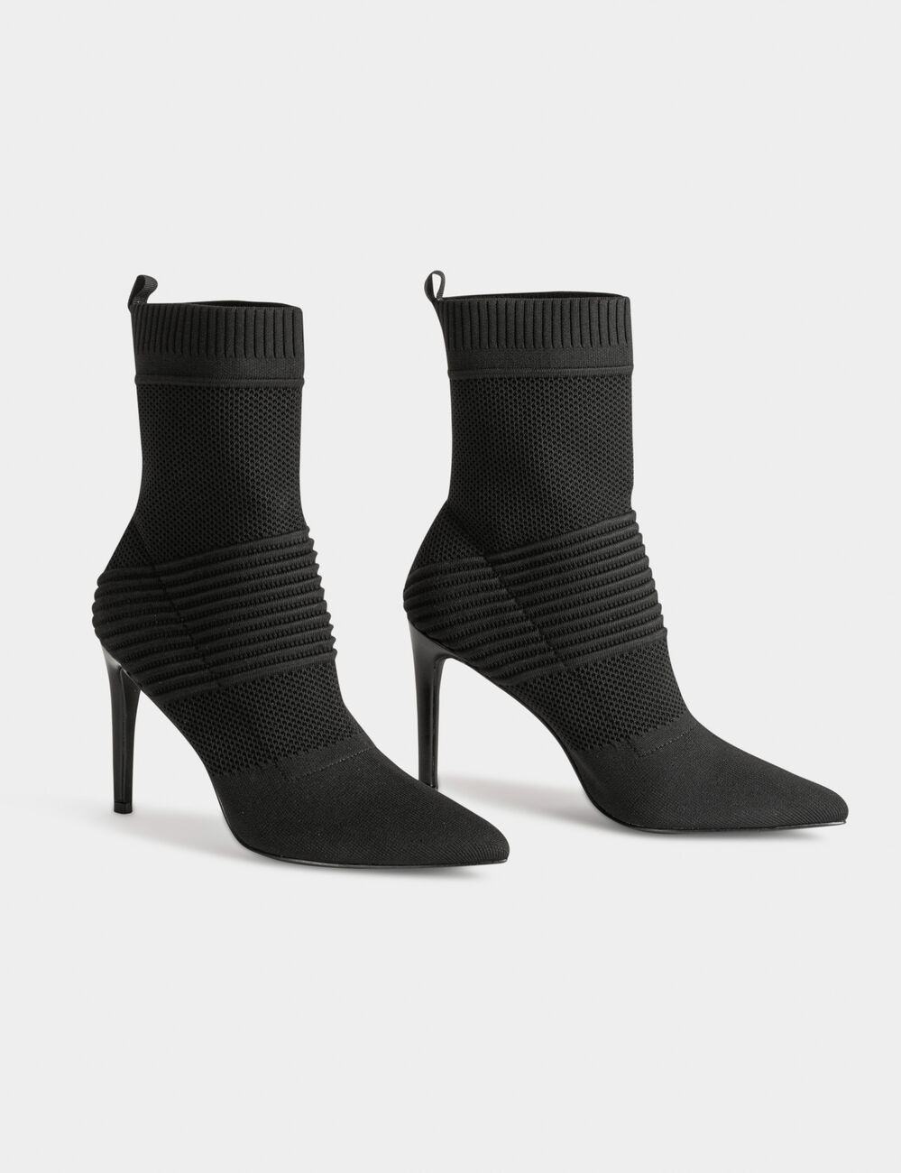 Botines de tacones de aguja negro mujer
