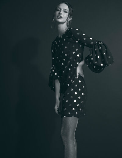 Vestido entallado estampado negro mujer