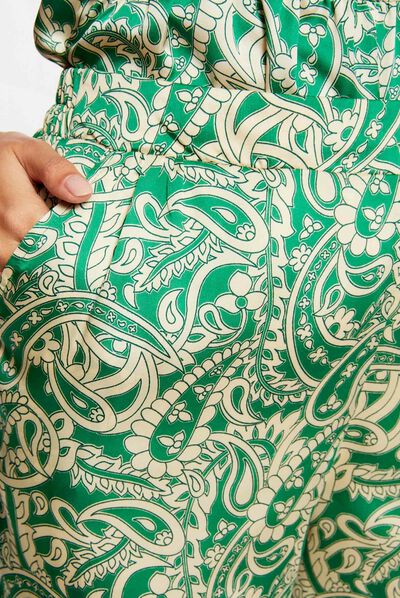 Short recto satén estampado de cachemira multico mujer