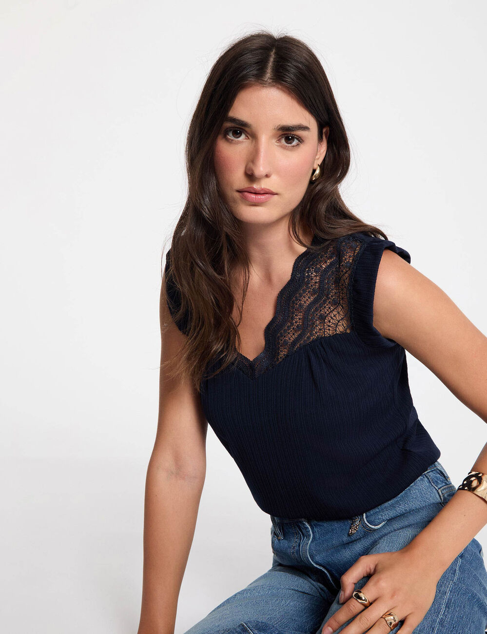 Top plisado con encaje azul marino mujer