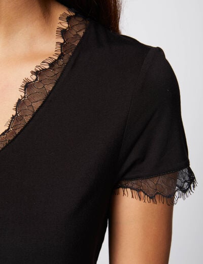 Camiseta con encaje y botones en espalda negro mujer