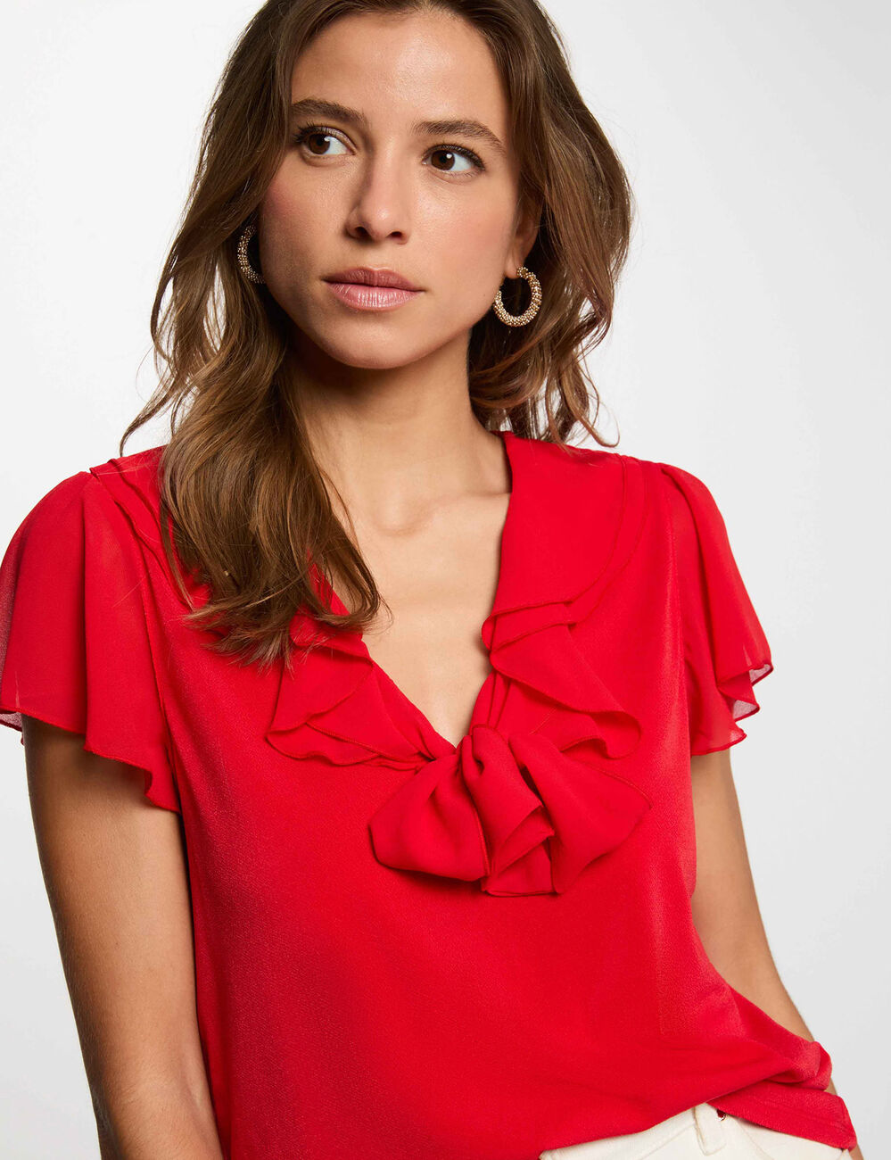Camiseta con cuello lazada rojo vivo mujer