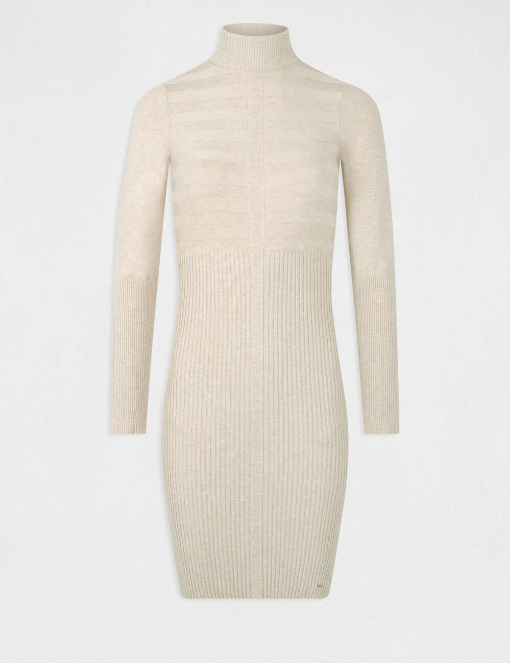 Vestido ajustado con cuello de tortuga arena mujer