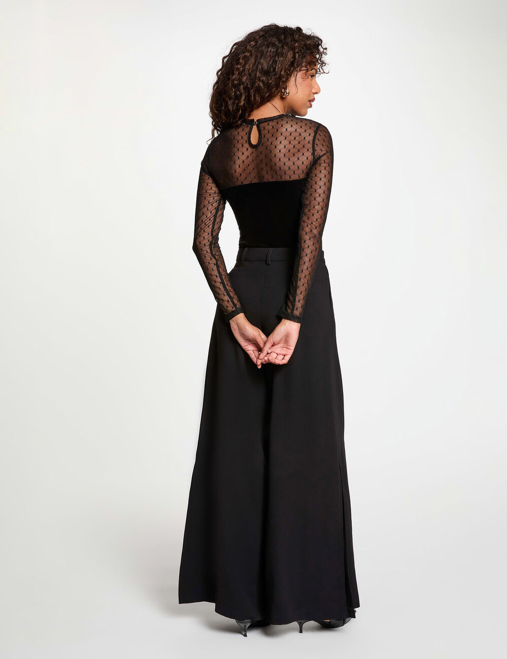 Camiseta de terciopelo con transparencia negro mujer