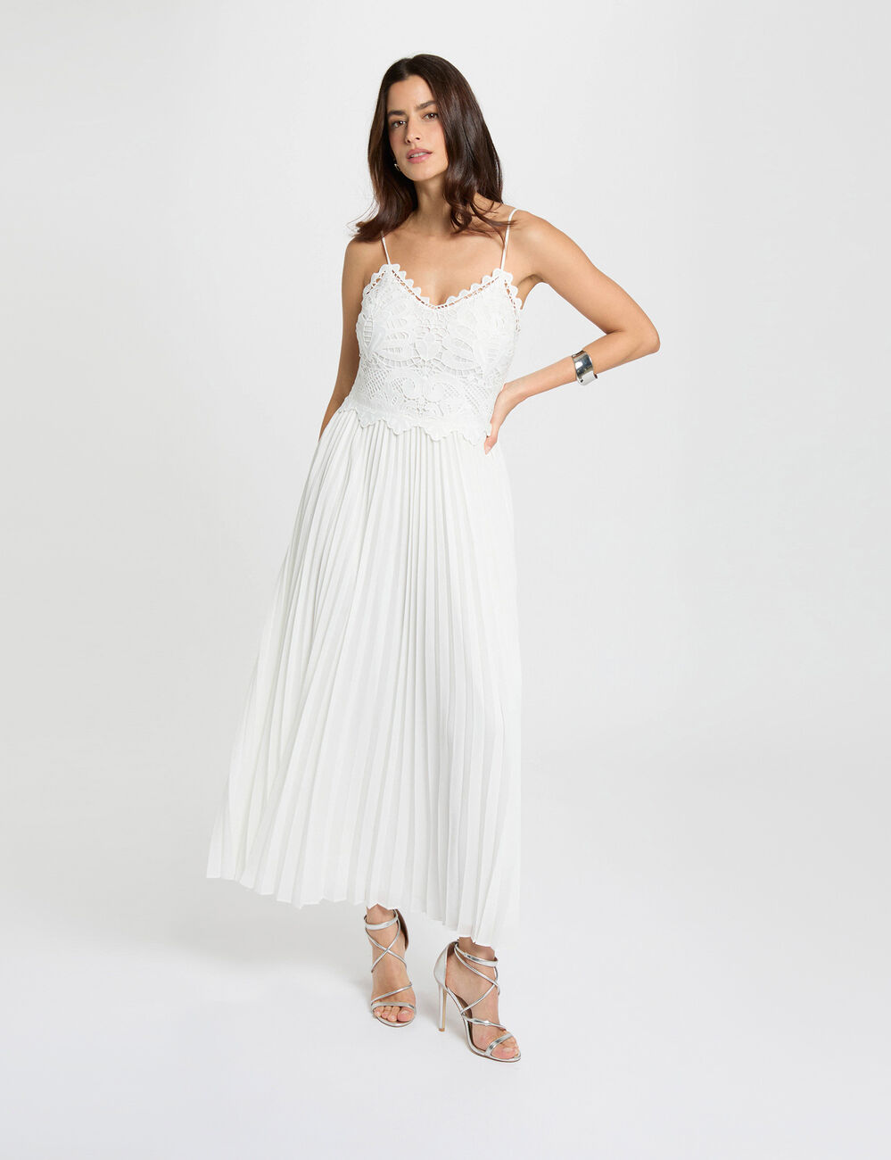 Vestido largo de encaje blanco mujer