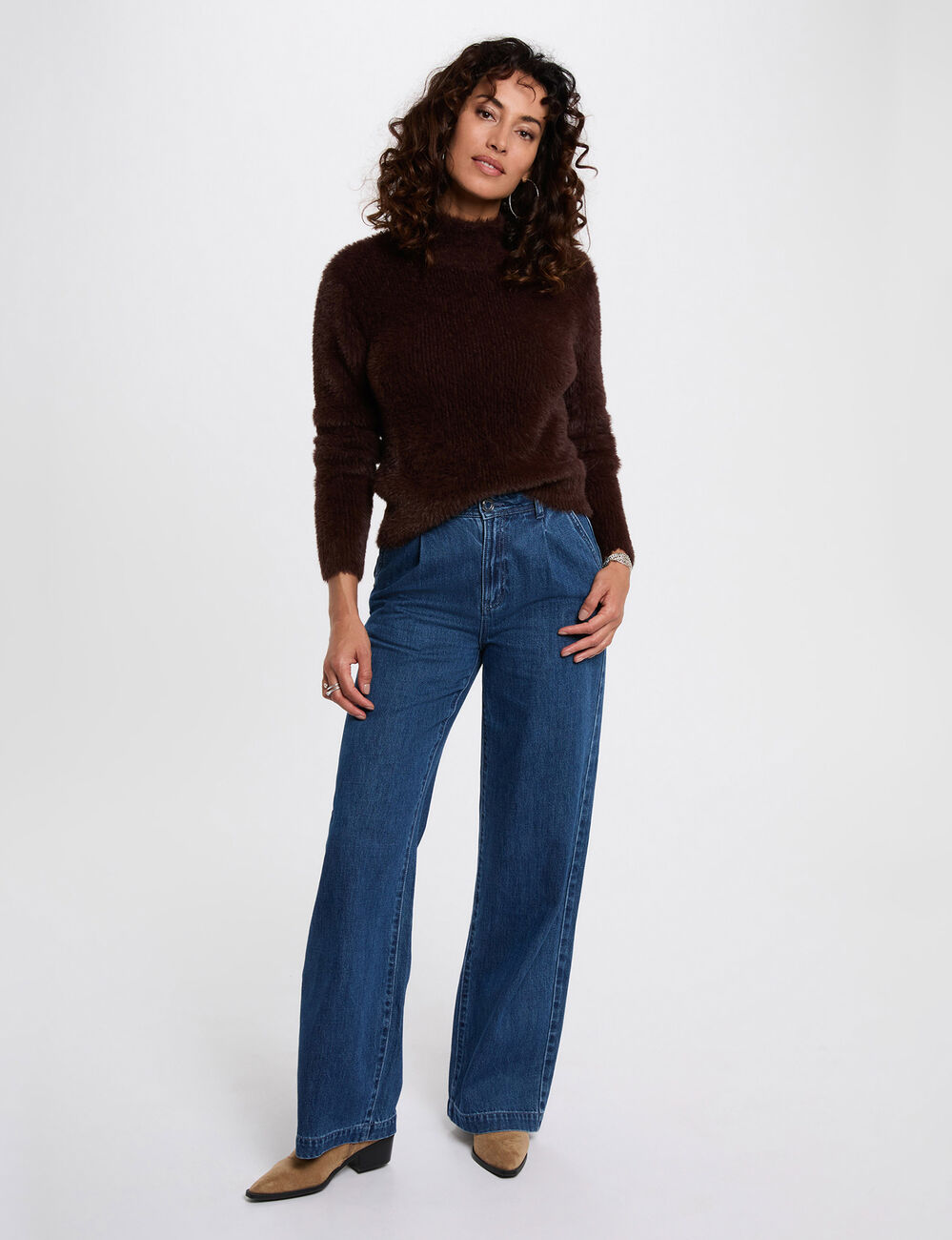 Jersey corto ajustado marr&oacute;n oscuro mujer