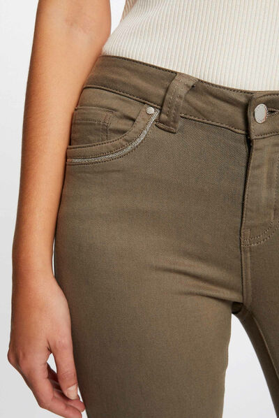Pantalón slim con detalles tipo joya  mujer