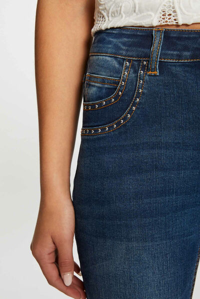 Vaquero slim con tachuelas vaquero stone mujer
