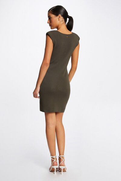 Vestido de punto ajustado escote corazón  mujer