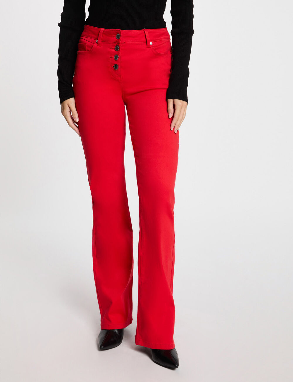 Pantalón boot-cut abotonado rojo mujer