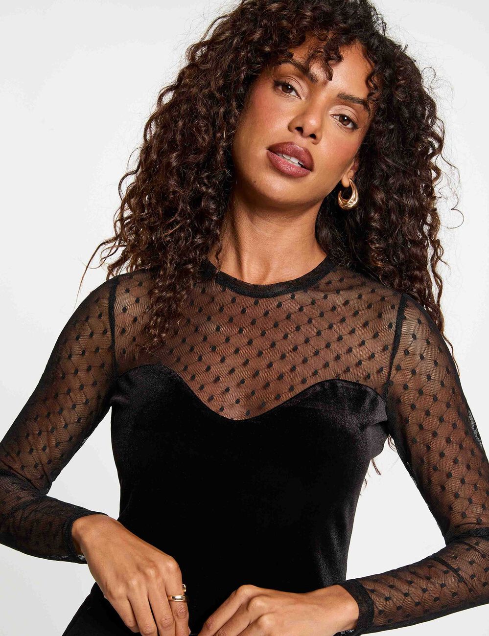 Camiseta de terciopelo con transparencia negro mujer