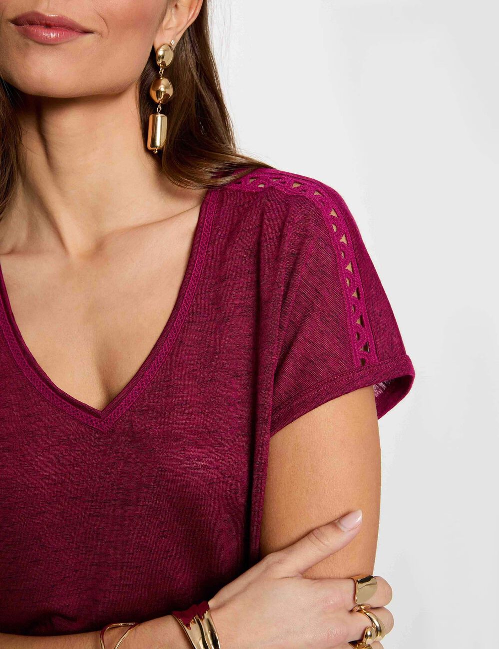 Camiseta cuello v manga corta ciruela mujer