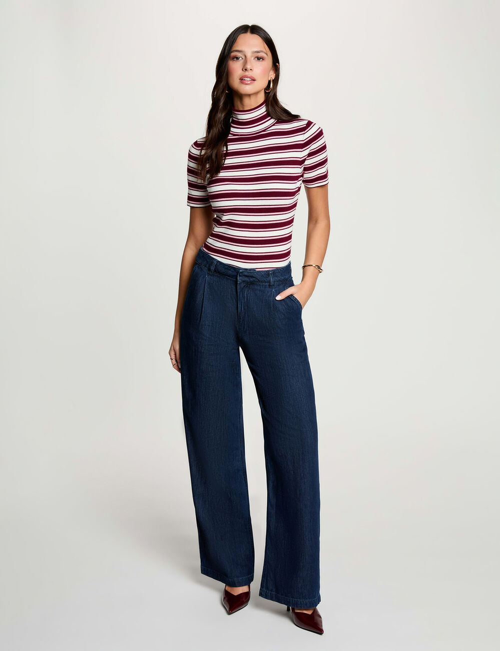 Jersey de cuello alto a rayas burdeos mujer