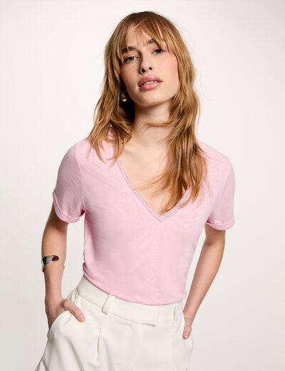 Camiseta con cuello en v con perlas rosa mujer