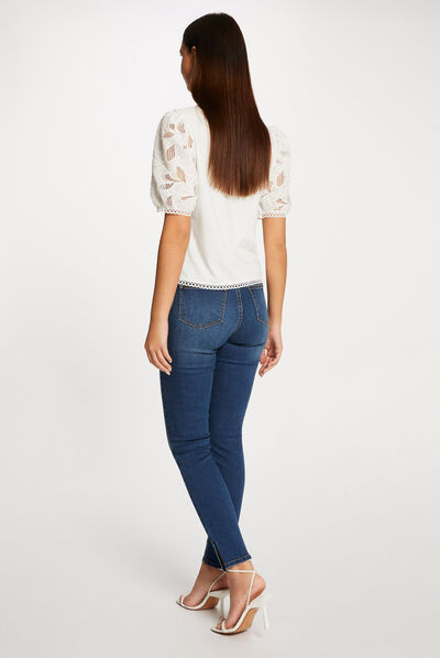 Vaquero slim con tachuelas vaquero stone mujer