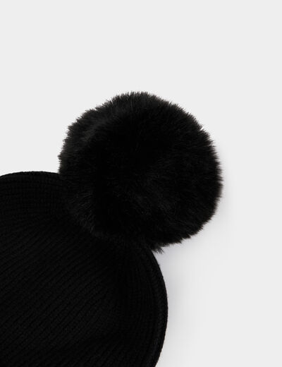 Gorro con pompon negro mujer