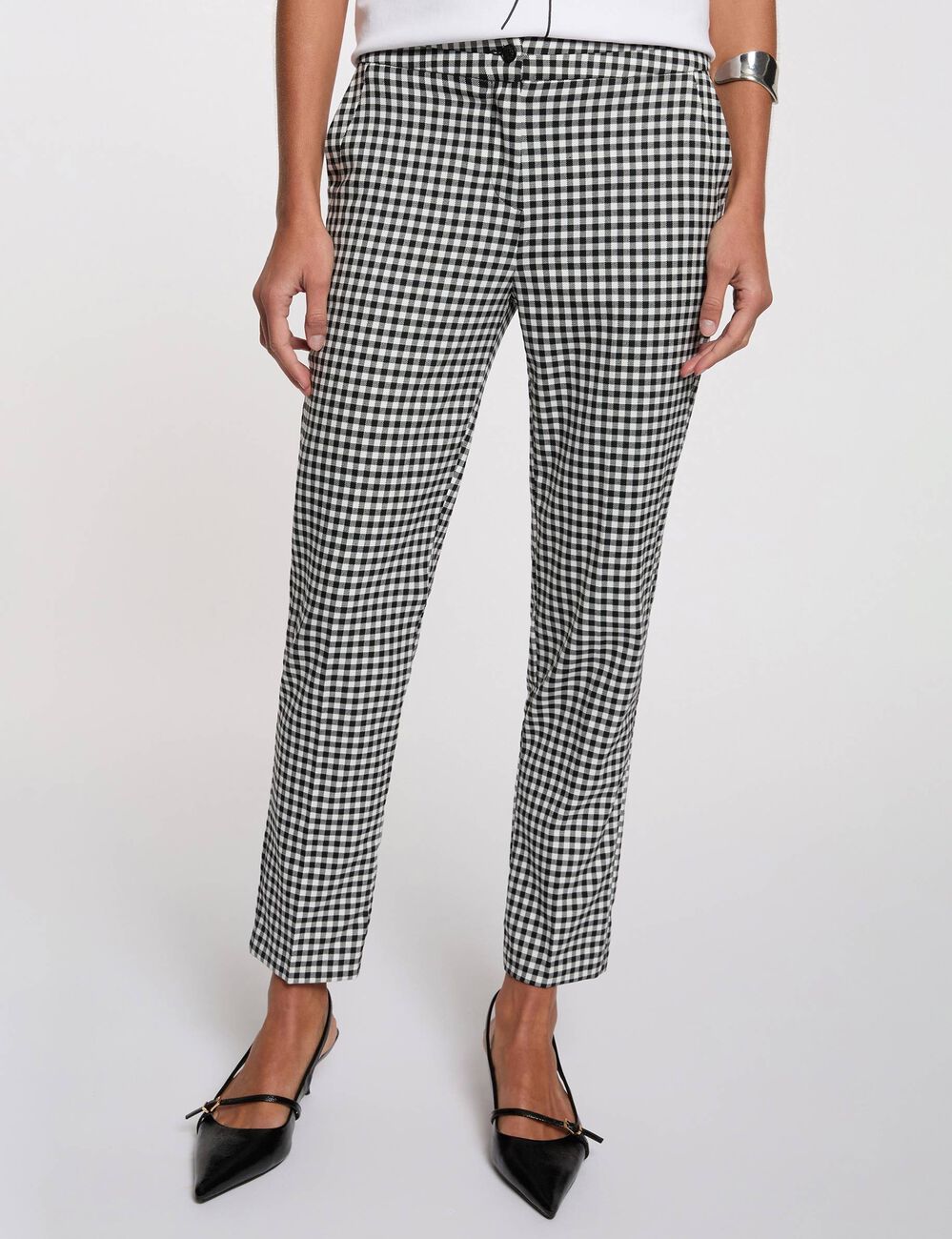 Pantal&oacute;n slim 7/8 negro mujer