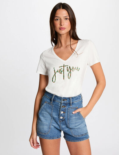 Camiseta mensaje y perlas crudo mujer