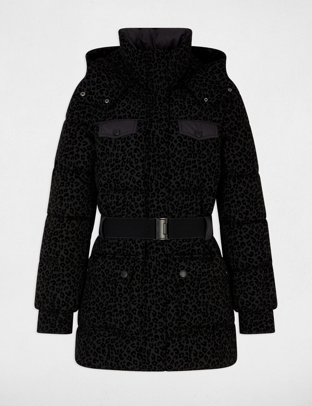 Chaqueta acolchada con cintur&oacute;n negro mujer