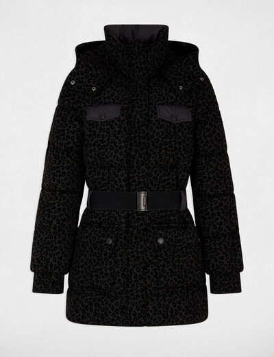 Chaqueta acolchada con cintur&oacute;n negro mujer