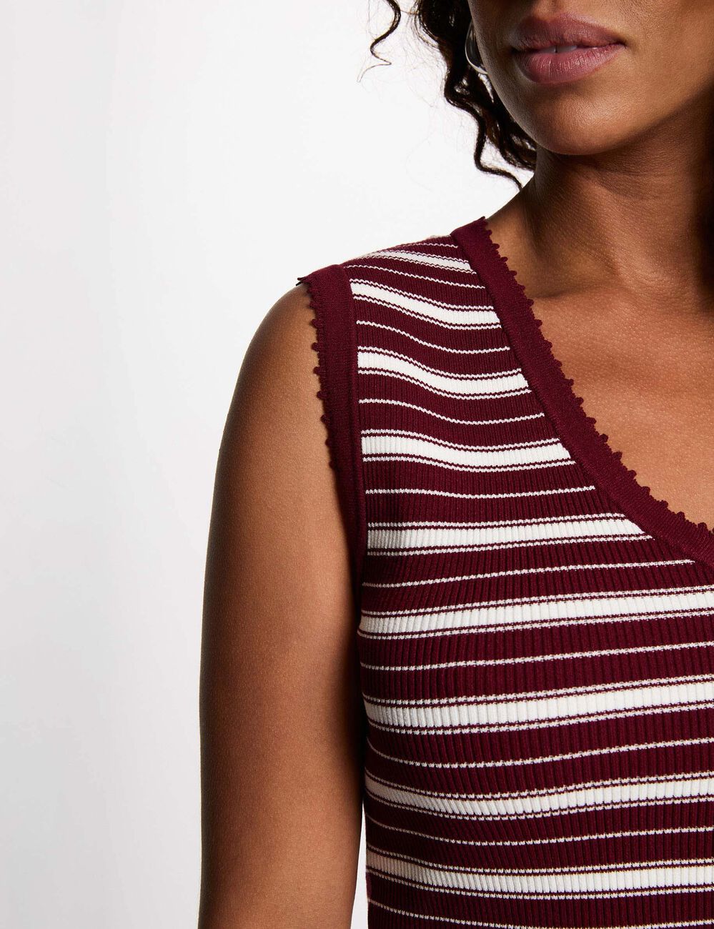 Jersey sin mangas cuello v burdeos mujer