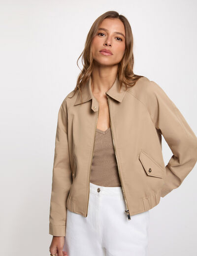 Chaqueta corta cuello abierto beige mujer
