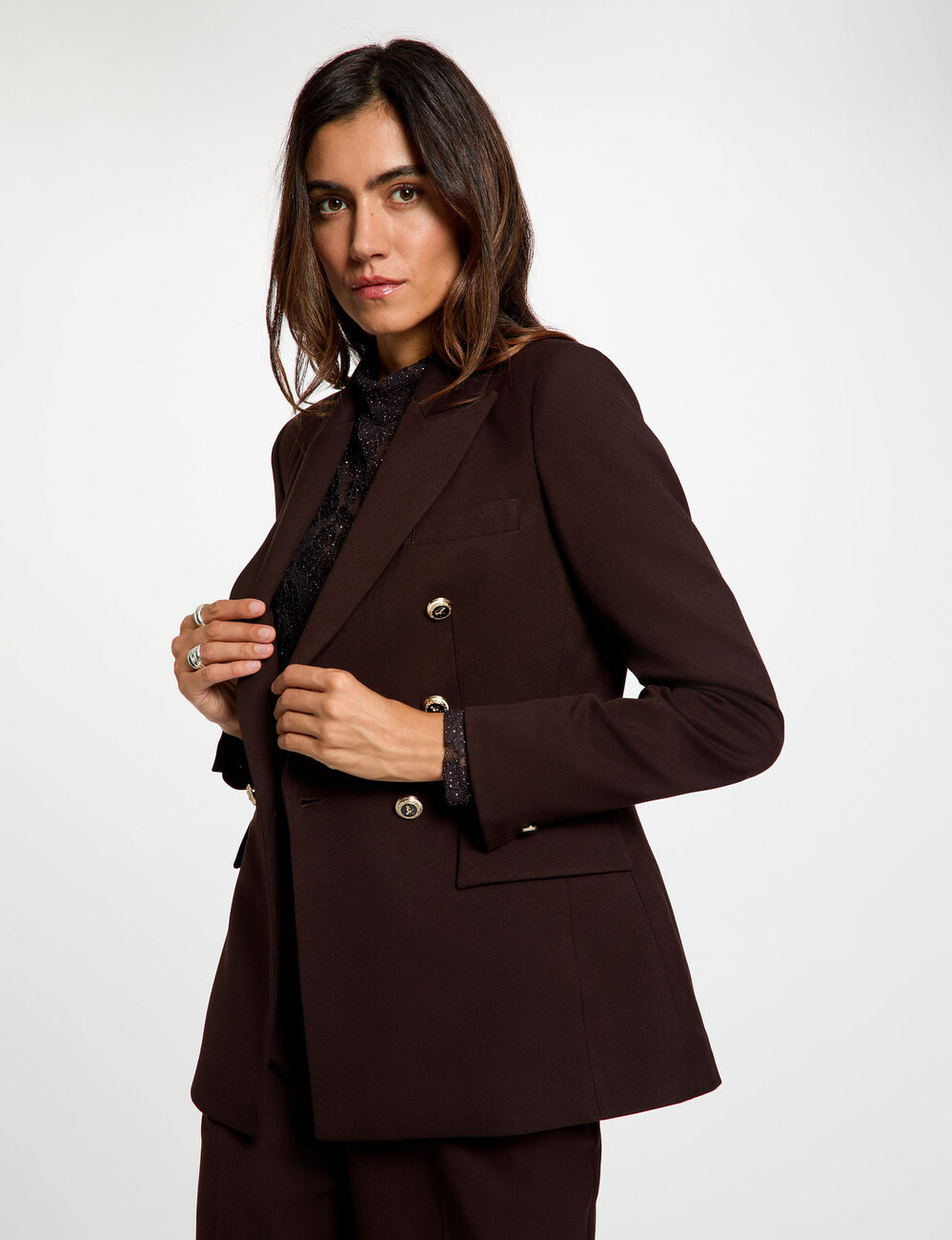 Blazer ajustado de manga larga marr&oacute;n oscuro mujer