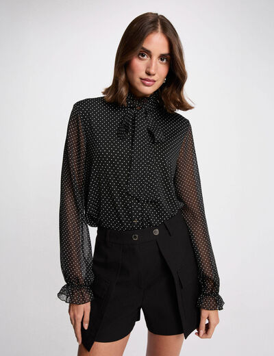 Short recto bolsillos solapa negro mujer