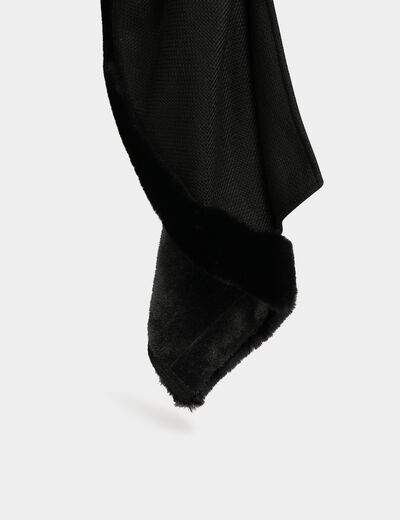Capa con detalles pelo de imitación negro mujer