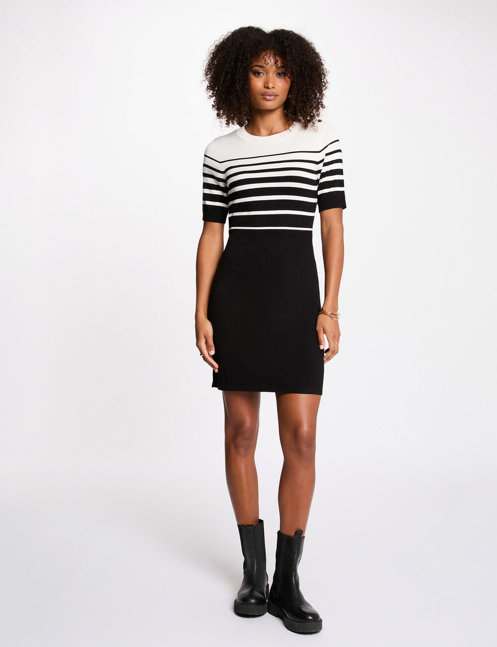 Vestido de punto corto ajustado negro mujer