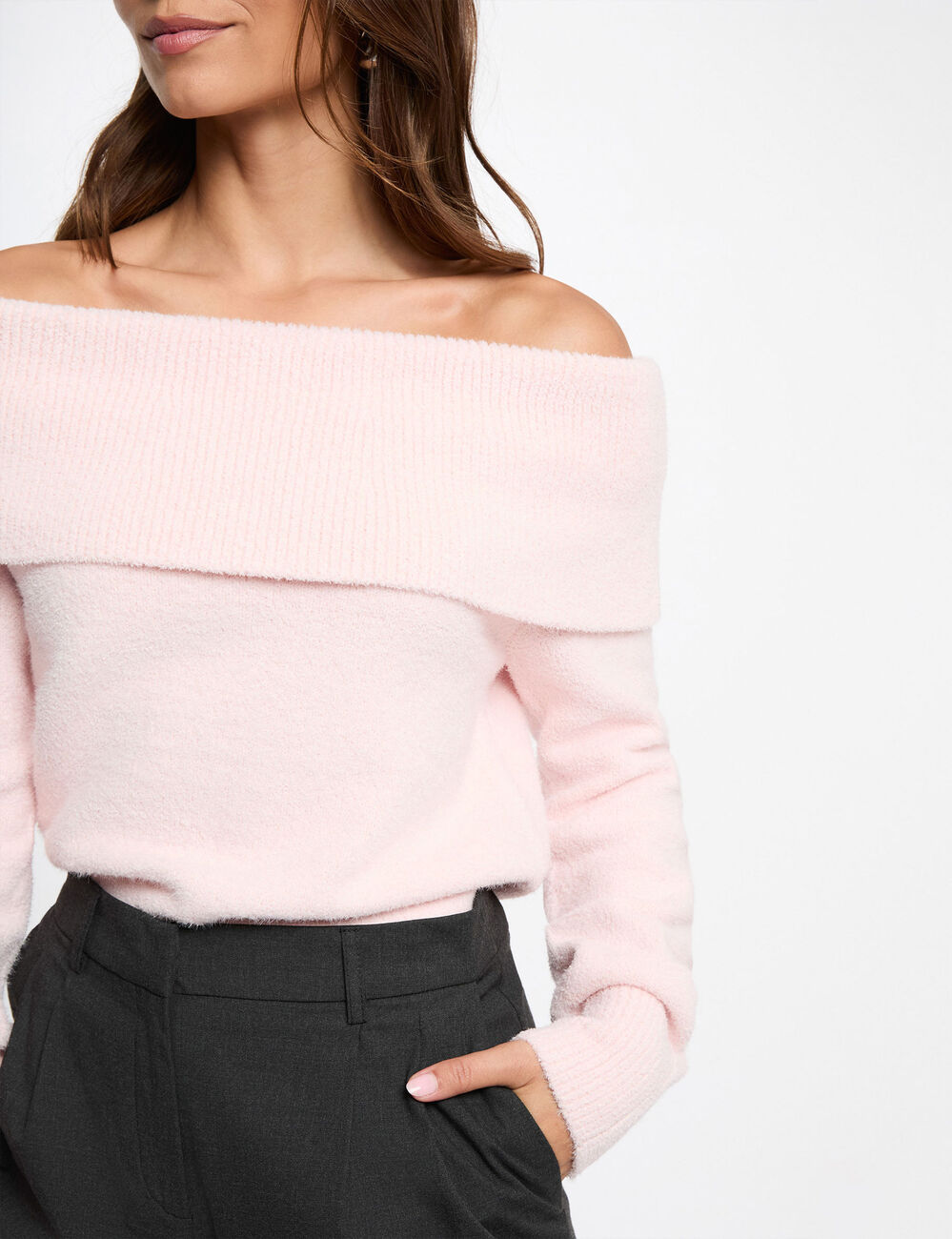 Jersey con cuello bardot rosa claro mujer