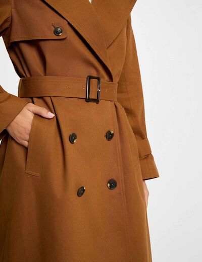 Trench largo con cuello sastre marr&oacute;n co&ntilde;ac mujer