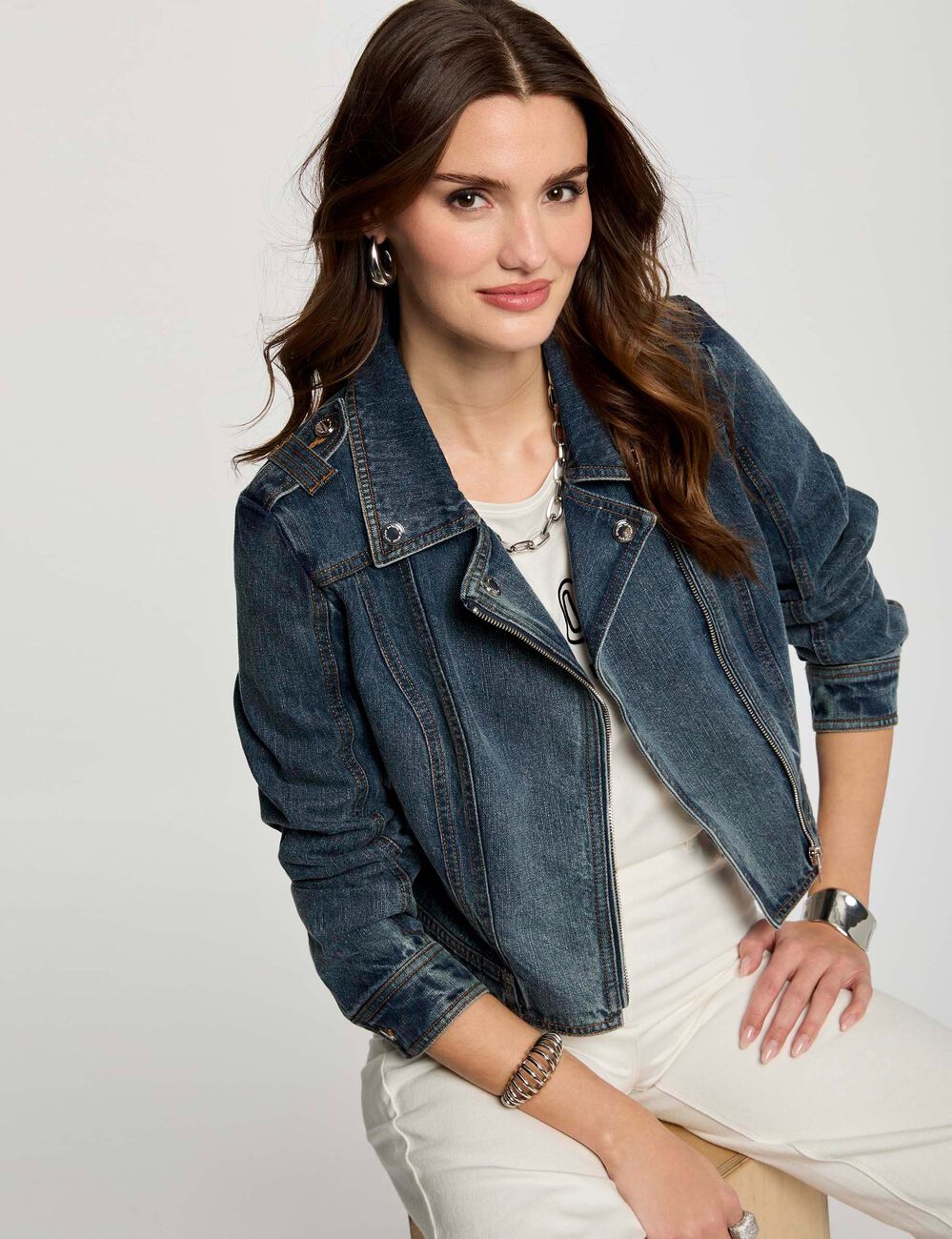 Chaqueta vaquero corta denim stone mujer