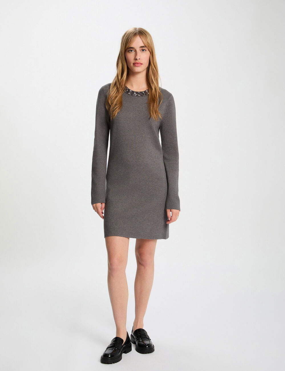 Vestido de punto con cuello redondo gris oscuro mujer